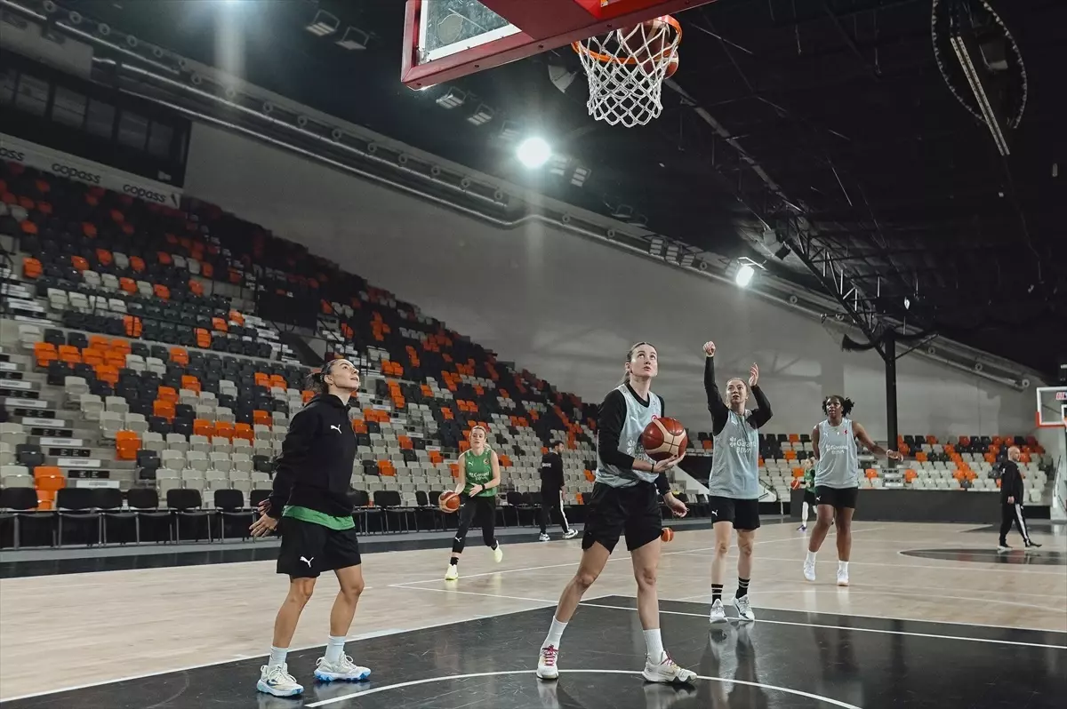 A Milli Kadın Basketbol Takımı Slovakya ile Karşılaşıyor