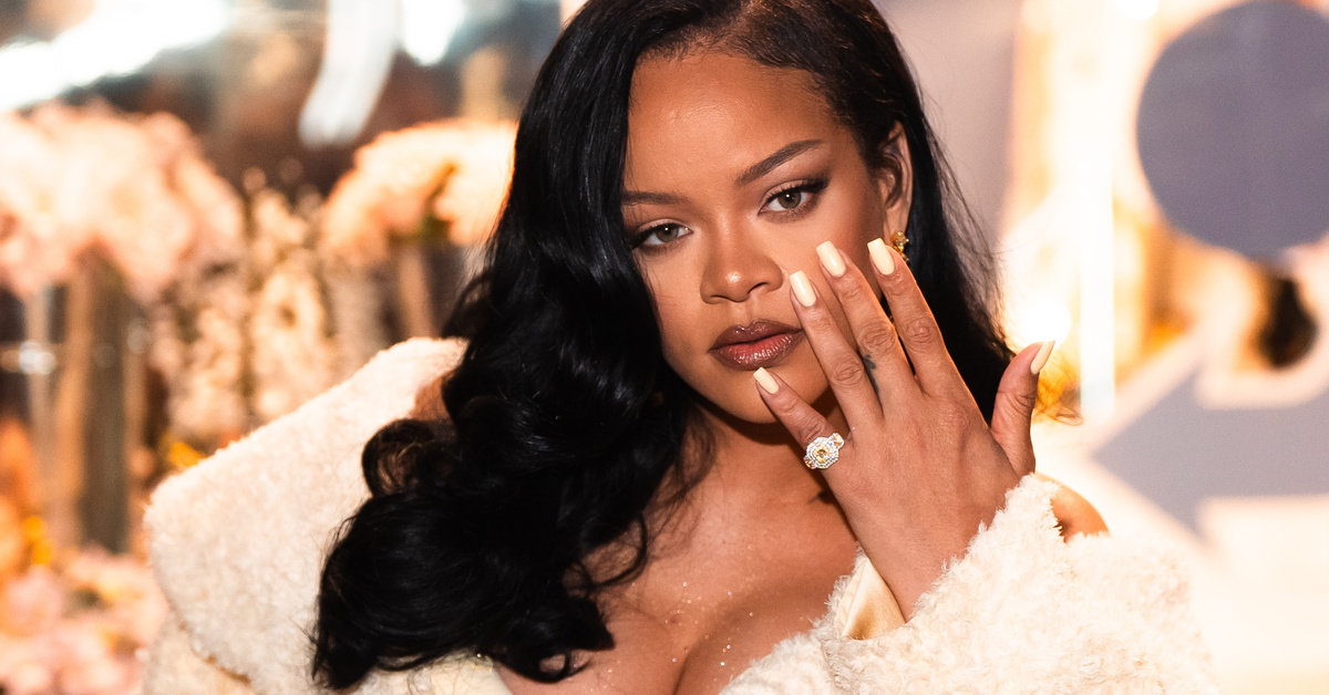 Rihanna’dan hayranlarına seçim çağrısı: Ben oy veremiyorum ama siz verin